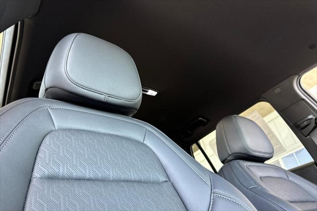 new 2026 Chevrolet Equinox car, priced at $32,540