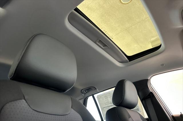 new 2025 Chevrolet Trax car, priced at $24,534