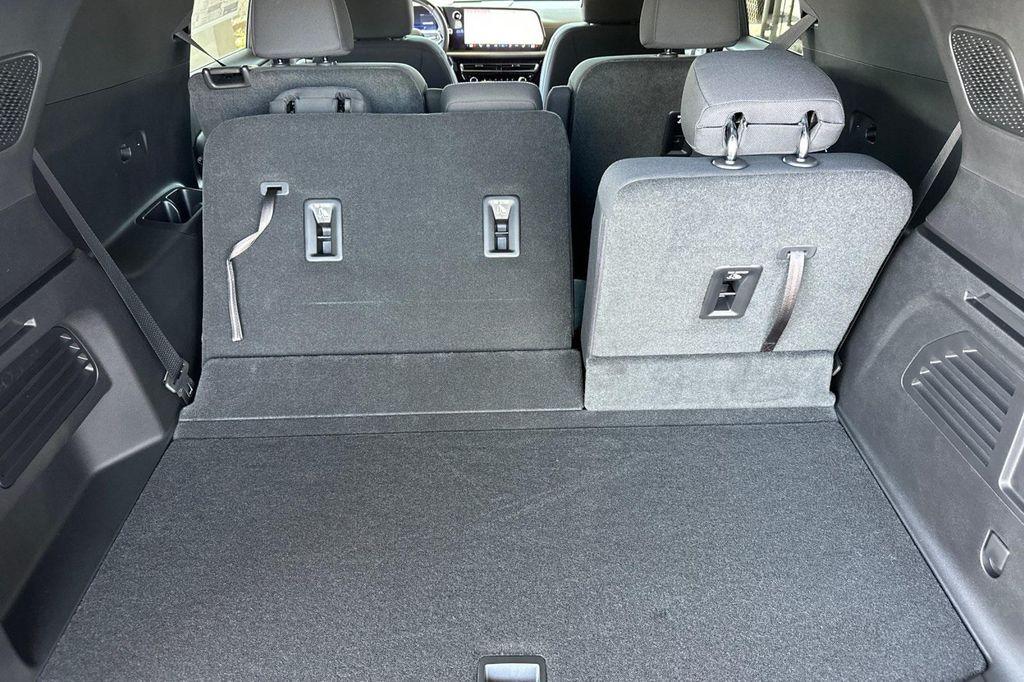 new 2025 Chevrolet Traverse car, priced at $44,630
