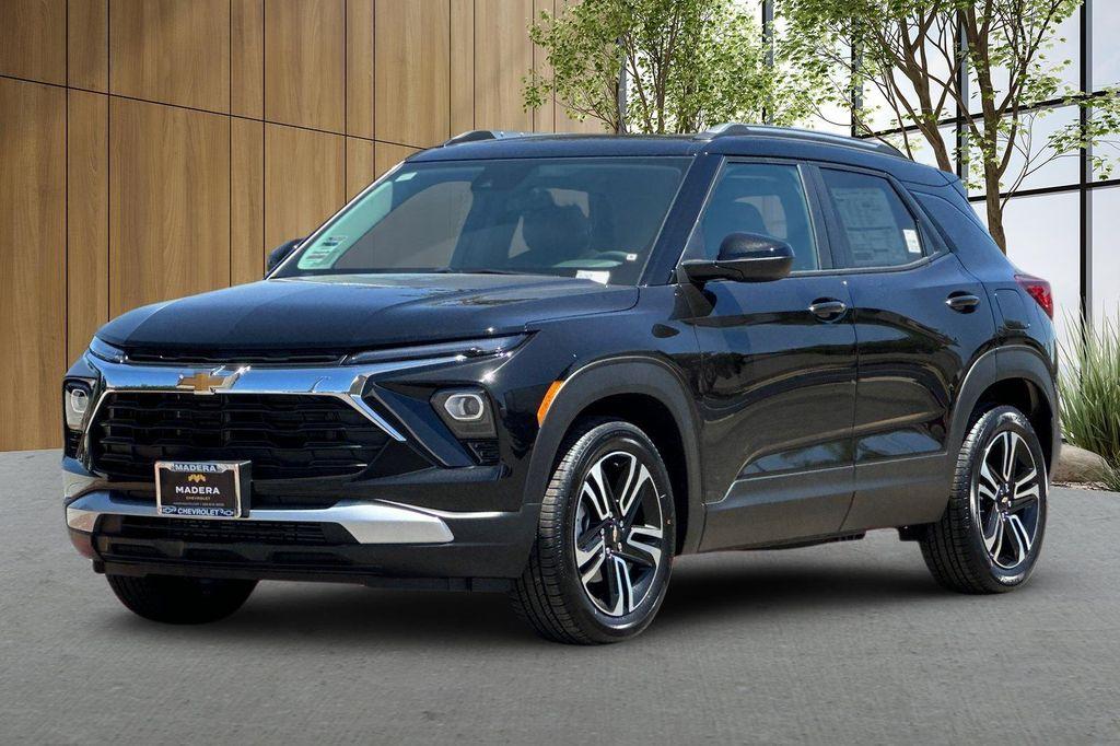 new 2026 Chevrolet TrailBlazer car, priced at $28,660