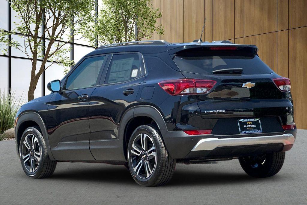 new 2026 Chevrolet TrailBlazer car, priced at $28,660