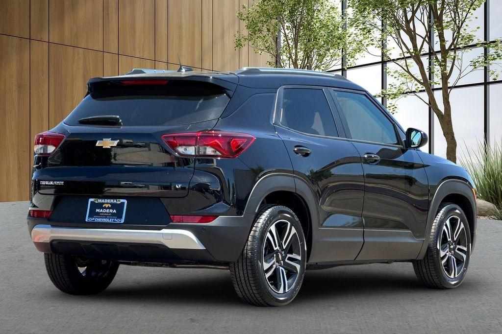 new 2026 Chevrolet TrailBlazer car, priced at $28,660