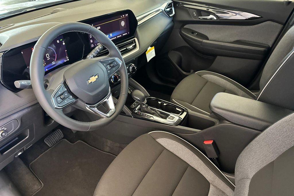new 2026 Chevrolet TrailBlazer car, priced at $28,660
