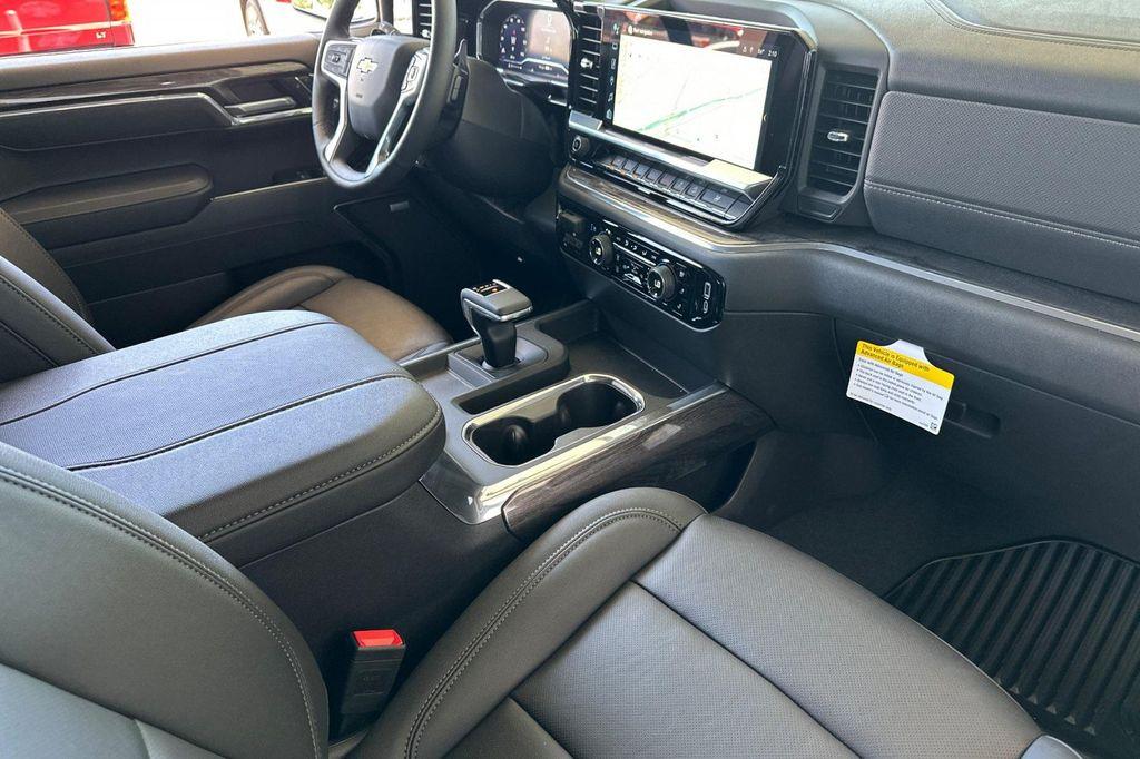 new 2025 Chevrolet Silverado 1500 car, priced at $59,635