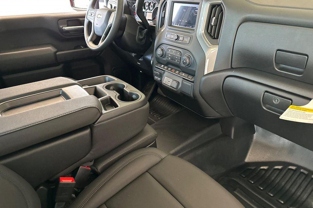new 2026 Chevrolet Silverado 2500 car, priced at $61,640