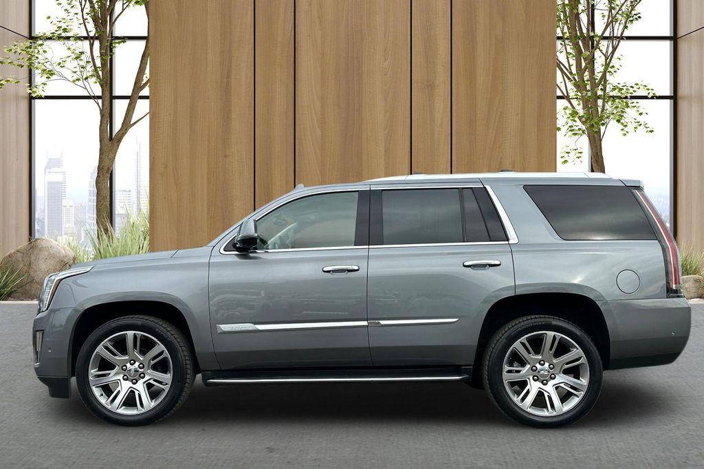 used 2020 Cadillac Escalade car, priced at $31,994