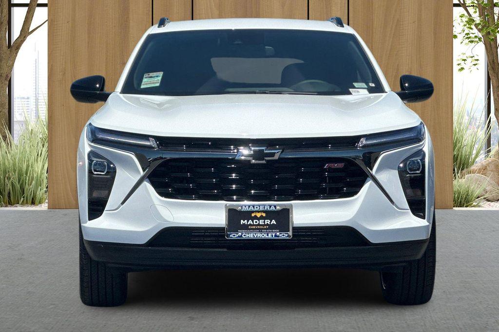 new 2025 Chevrolet Trax car, priced at $25,440