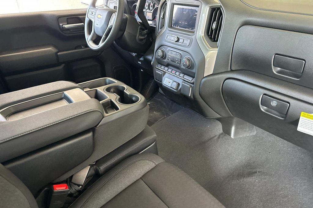 new 2026 Chevrolet Silverado 1500 car, priced at $39,195