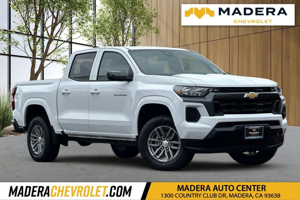new 2025 Chevrolet Colorado car, priced at $33,340