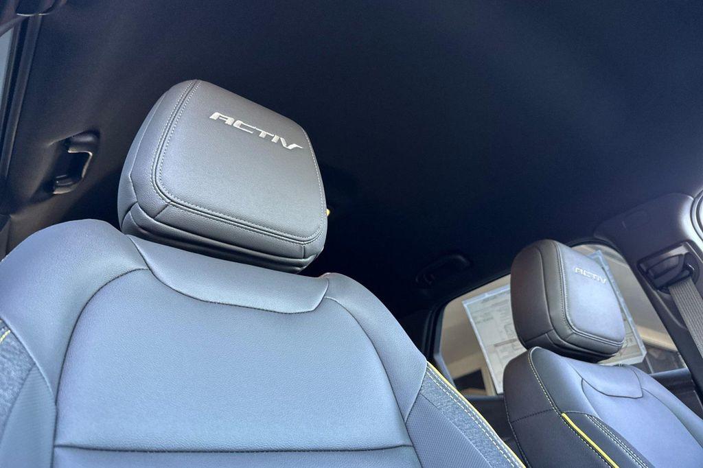 new 2025 Chevrolet TrailBlazer car, priced at $28,680