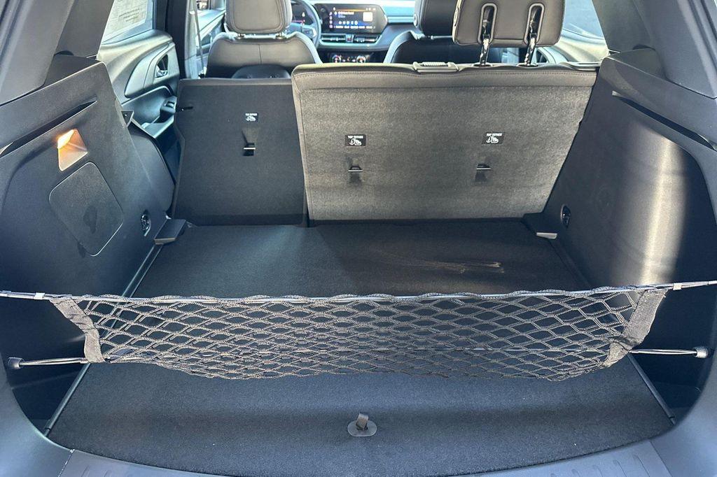 new 2025 Chevrolet TrailBlazer car, priced at $28,680