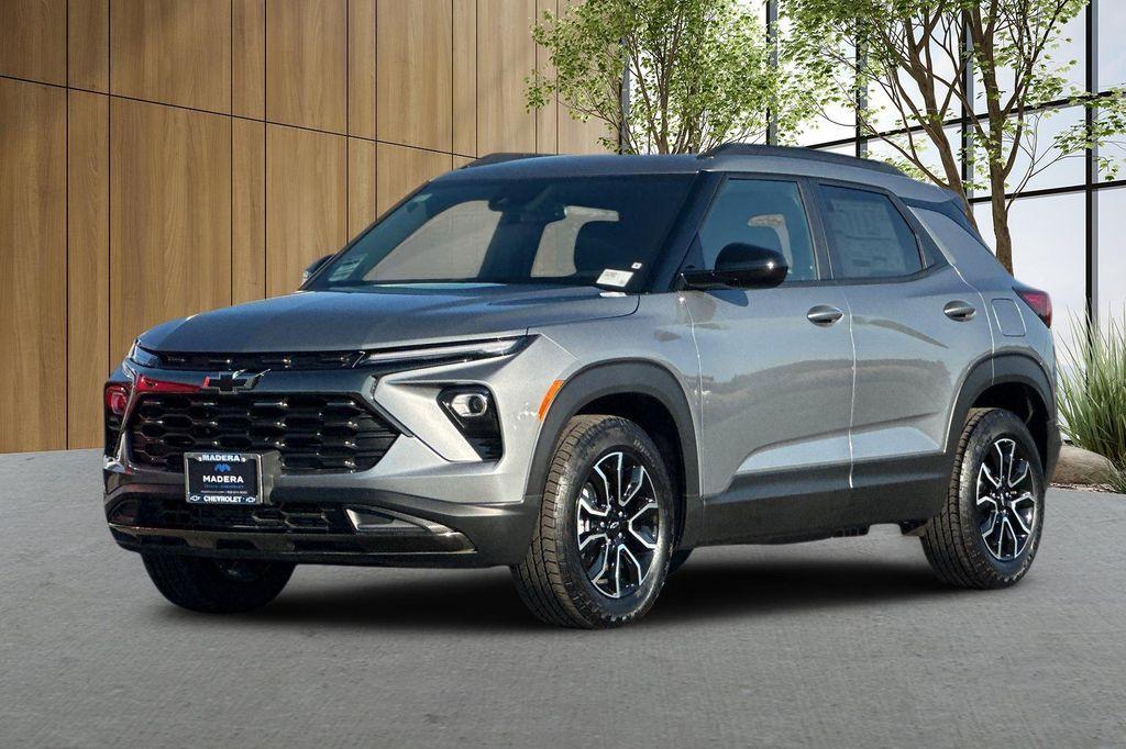 new 2025 Chevrolet TrailBlazer car, priced at $28,680