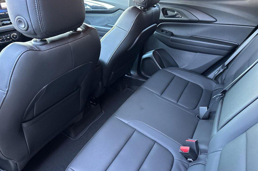 new 2025 Chevrolet TrailBlazer car, priced at $28,680