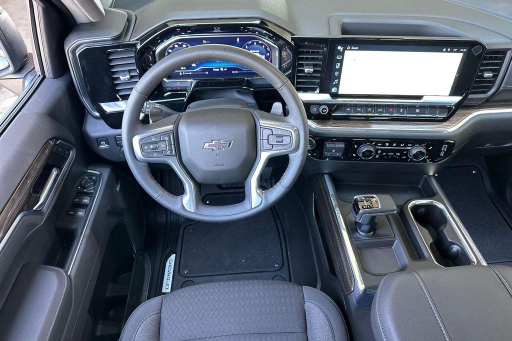 new 2025 Chevrolet Silverado 1500 car, priced at $61,285