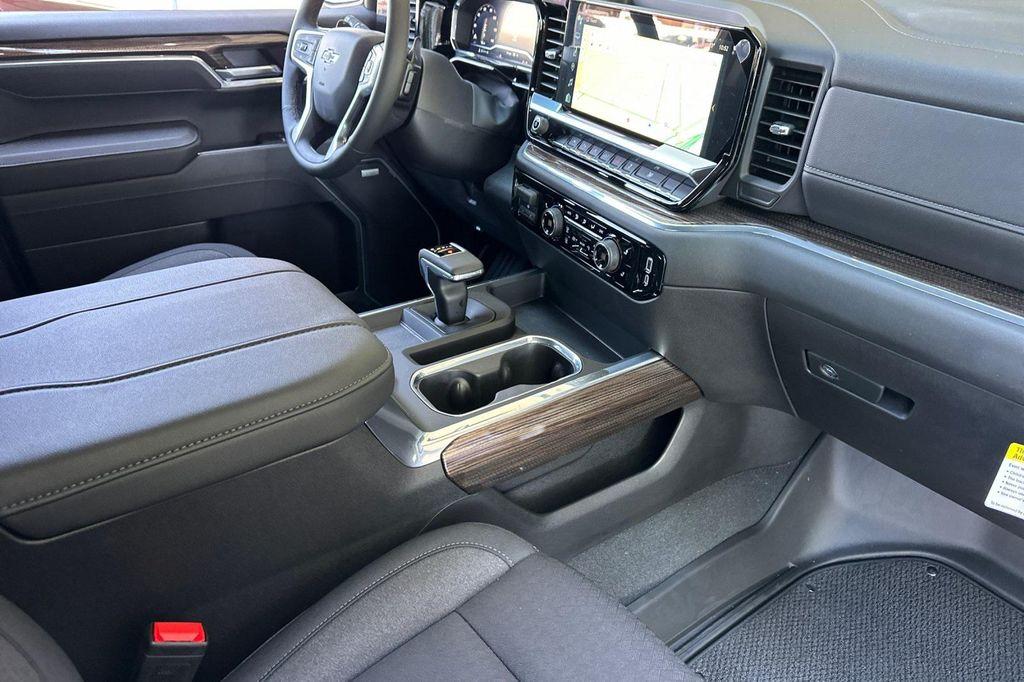 new 2025 Chevrolet Silverado 1500 car, priced at $61,285