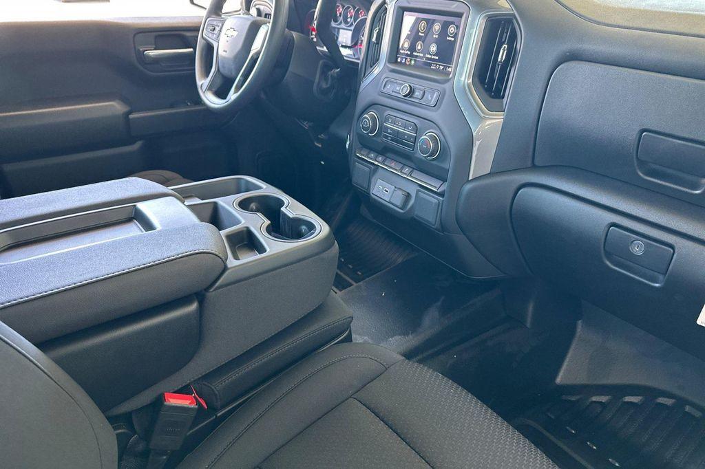 new 2025 Chevrolet Silverado 1500 car, priced at $46,930