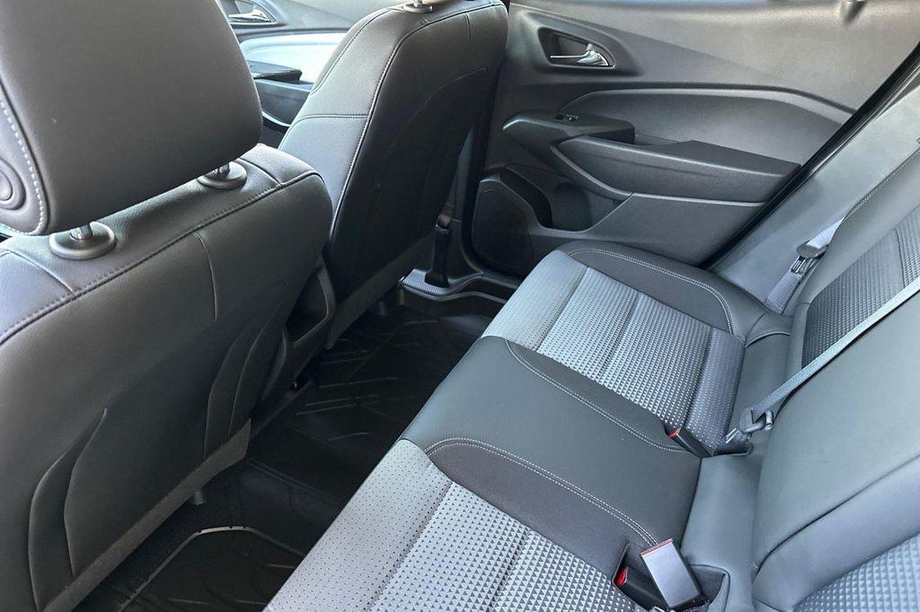 new 2025 Chevrolet Trax car, priced at $24,110