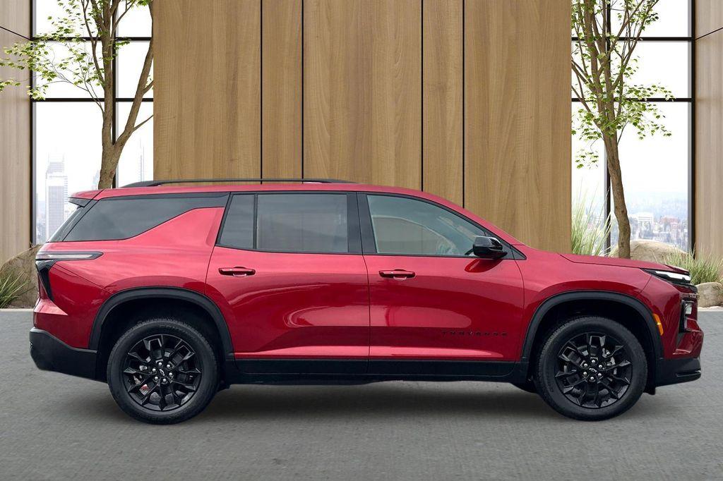 new 2026 Chevrolet Traverse car, priced at $44,895