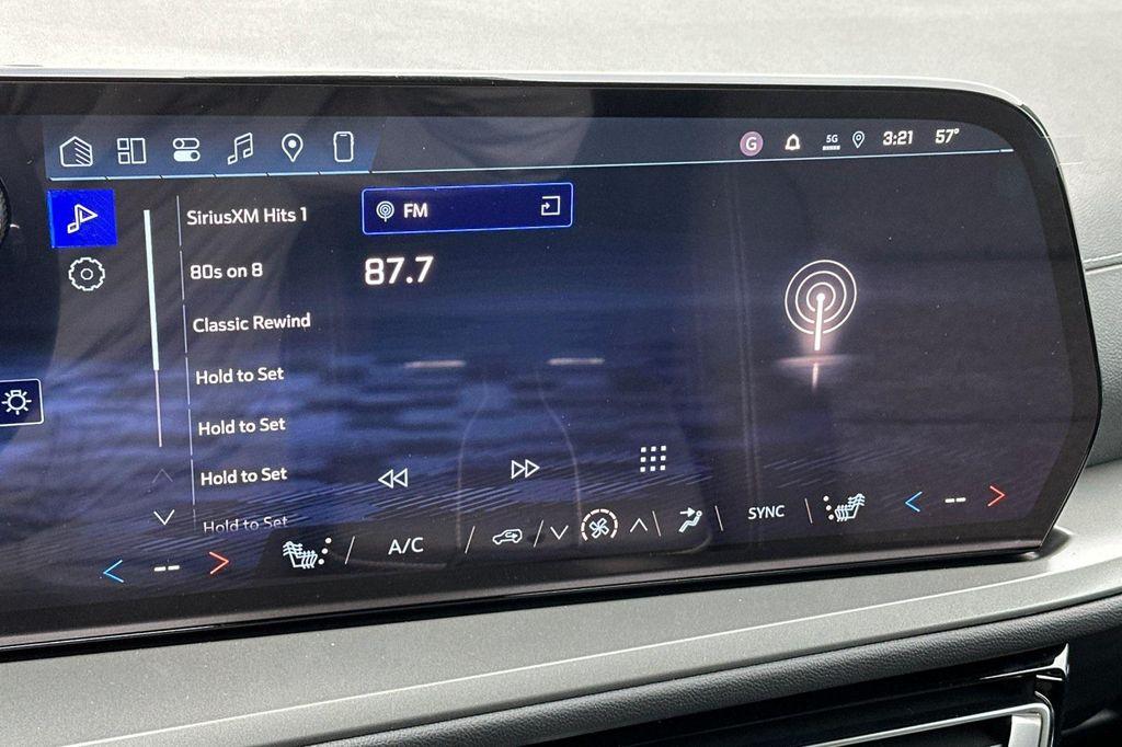 new 2026 Chevrolet Traverse car, priced at $44,895