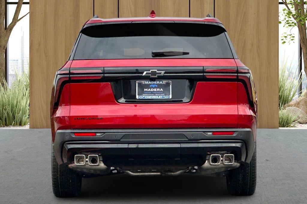 new 2026 Chevrolet Traverse car, priced at $44,895