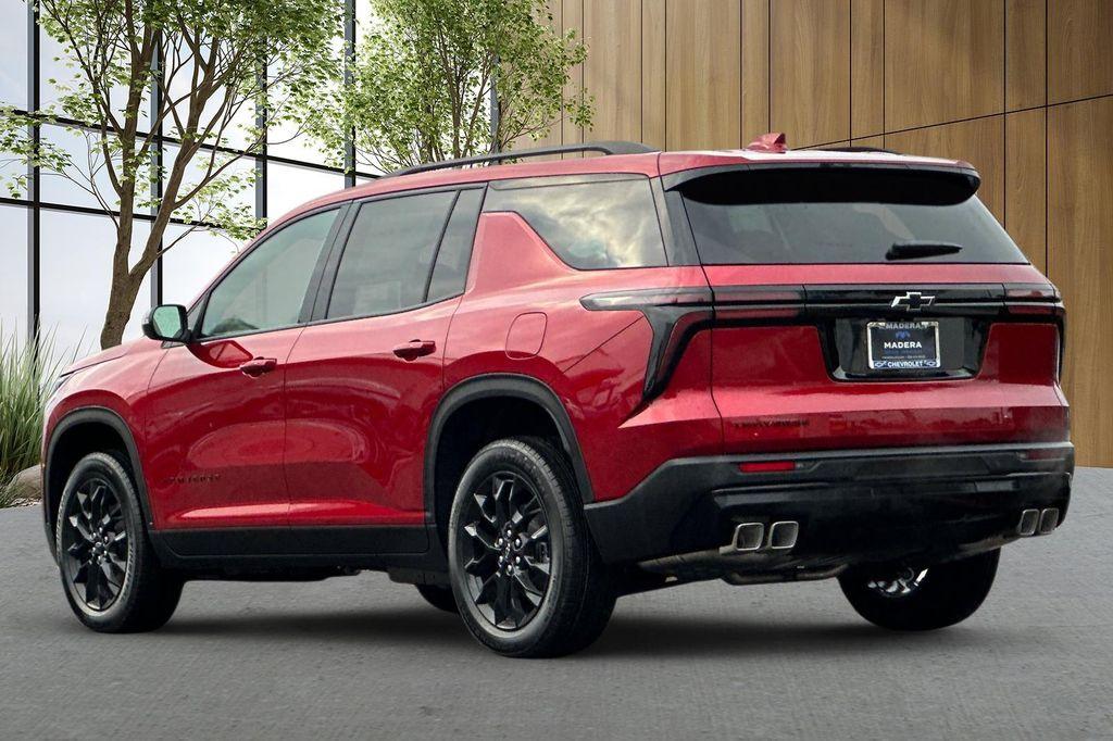 new 2026 Chevrolet Traverse car, priced at $44,895