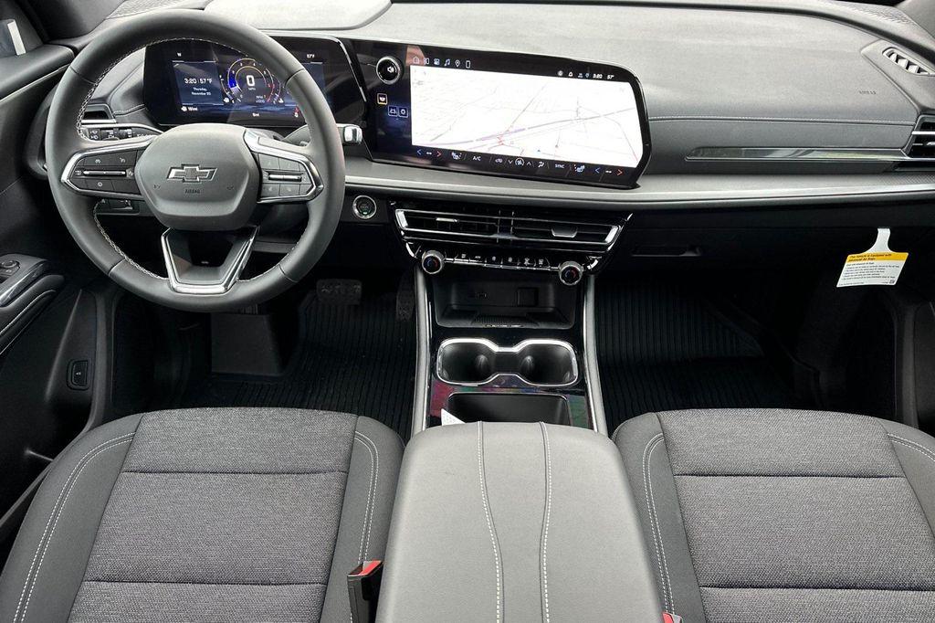 new 2026 Chevrolet Traverse car, priced at $44,895