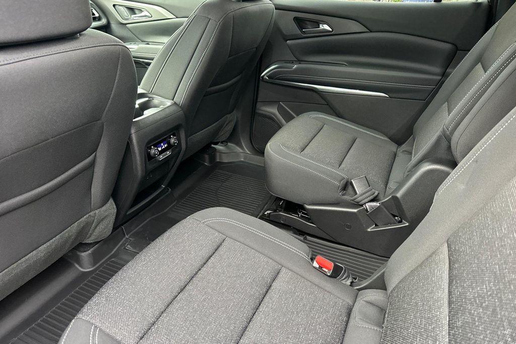 new 2026 Chevrolet Traverse car, priced at $44,895