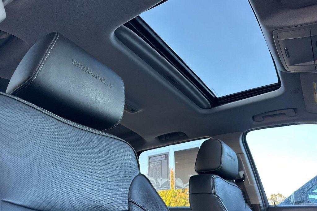 used 2018 GMC Sierra 1500 car, priced at $26,564