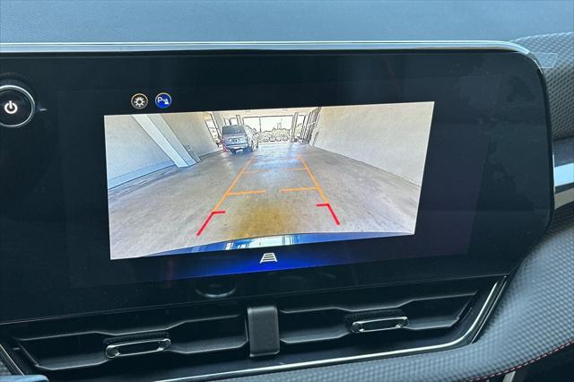 new 2025 Chevrolet Equinox car, priced at $33,190