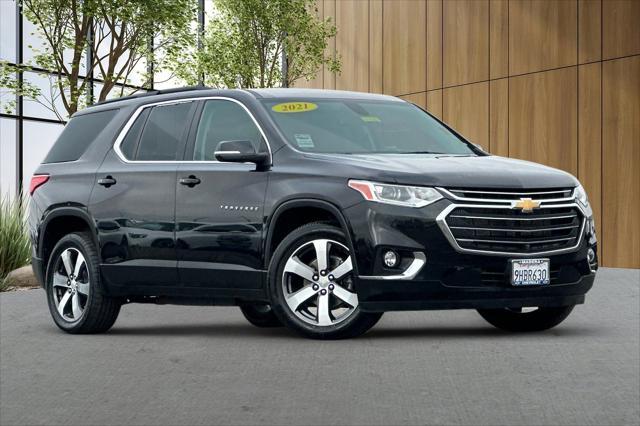 used 2021 Chevrolet Traverse car, priced at $23,499