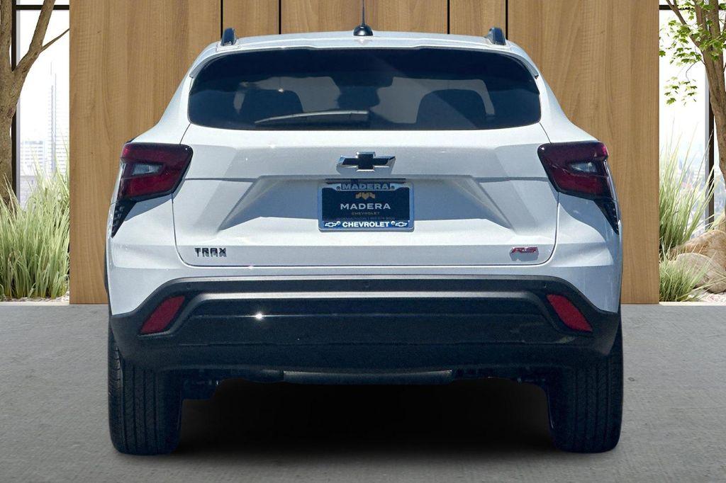 new 2025 Chevrolet Trax car, priced at $27,585