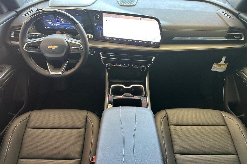 new 2025 Chevrolet Traverse car, priced at $51,770