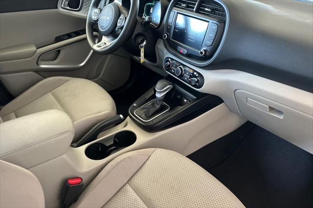 used 2023 Kia Soul car, priced at $18,014