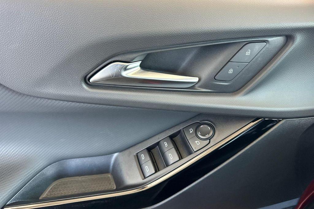 new 2026 Chevrolet Equinox car, priced at $31,085