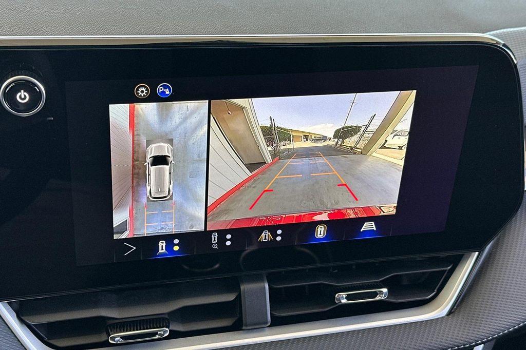 new 2026 Chevrolet Equinox car, priced at $31,085