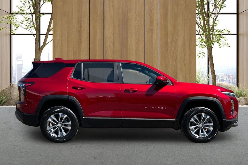 new 2026 Chevrolet Equinox car, priced at $31,085