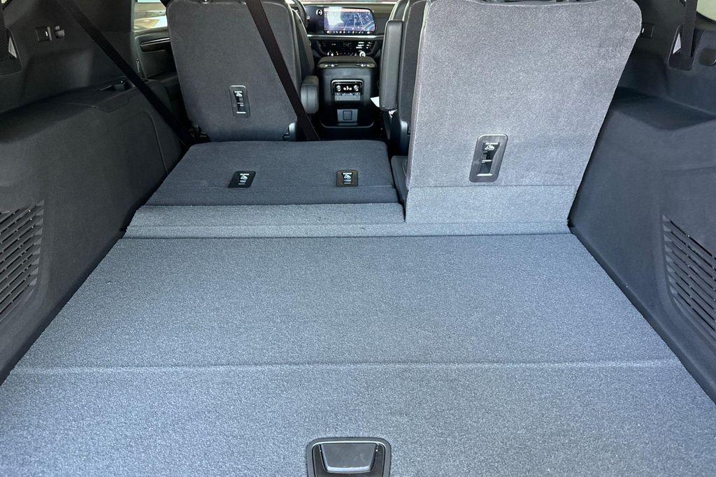 new 2025 Chevrolet Suburban car, priced at $76,795