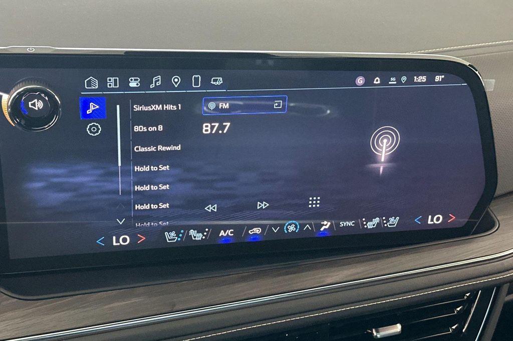 new 2025 Chevrolet Suburban car, priced at $76,795