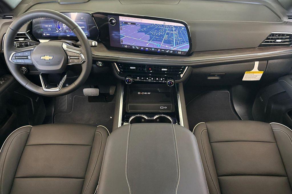 new 2025 Chevrolet Suburban car, priced at $76,795