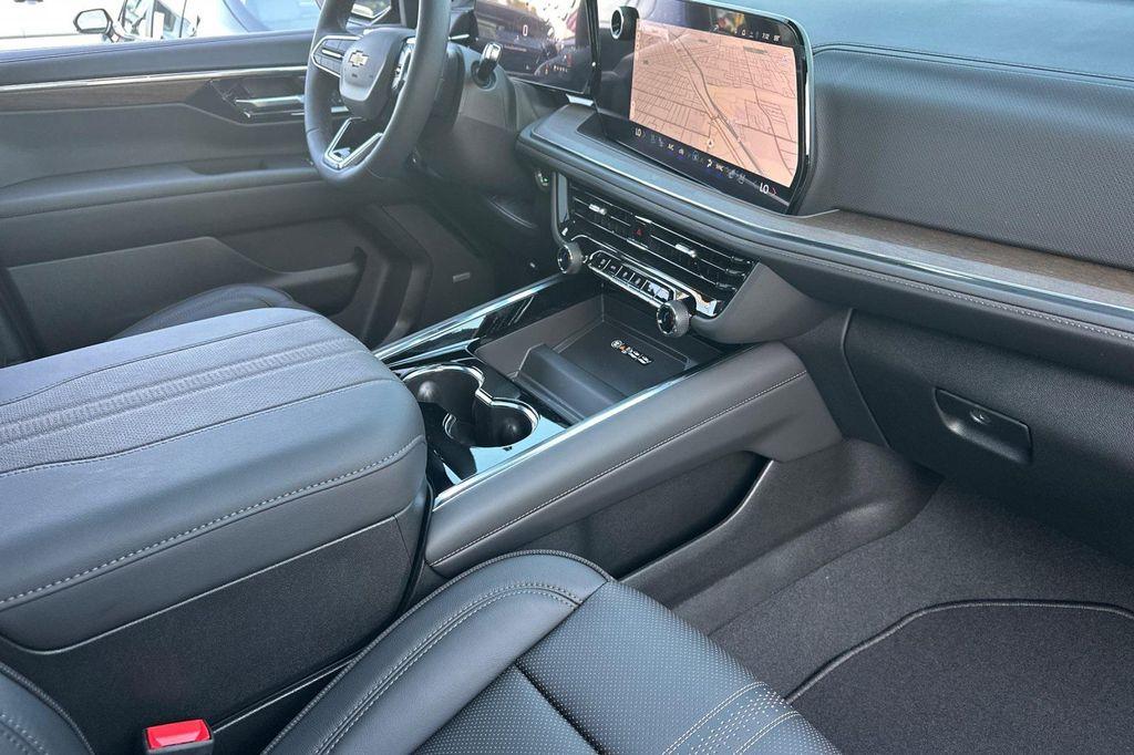 new 2025 Chevrolet Tahoe car, priced at $83,105
