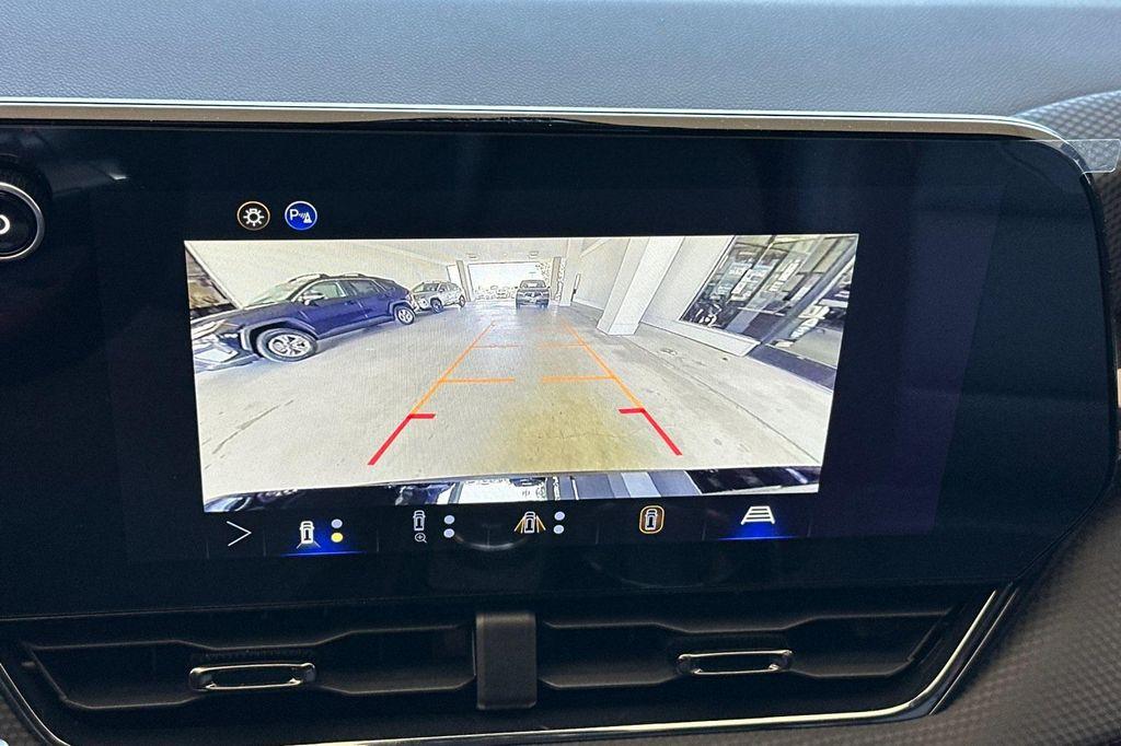 new 2026 Chevrolet Equinox car, priced at $35,285