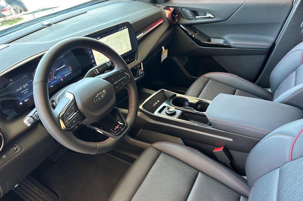 new 2026 Chevrolet Equinox car, priced at $35,285