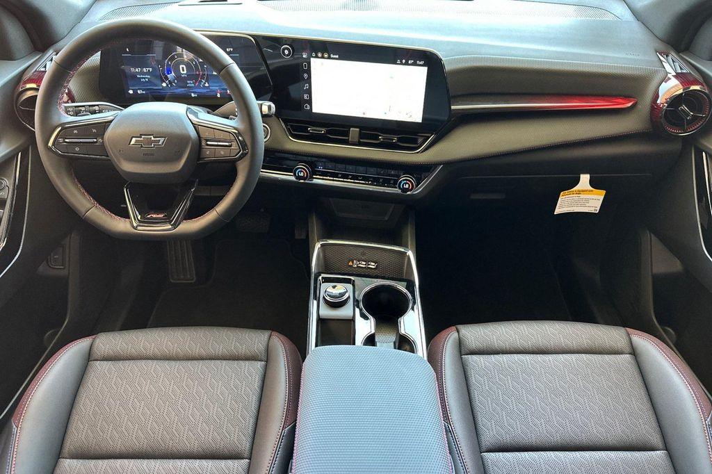 new 2026 Chevrolet Equinox car, priced at $35,285