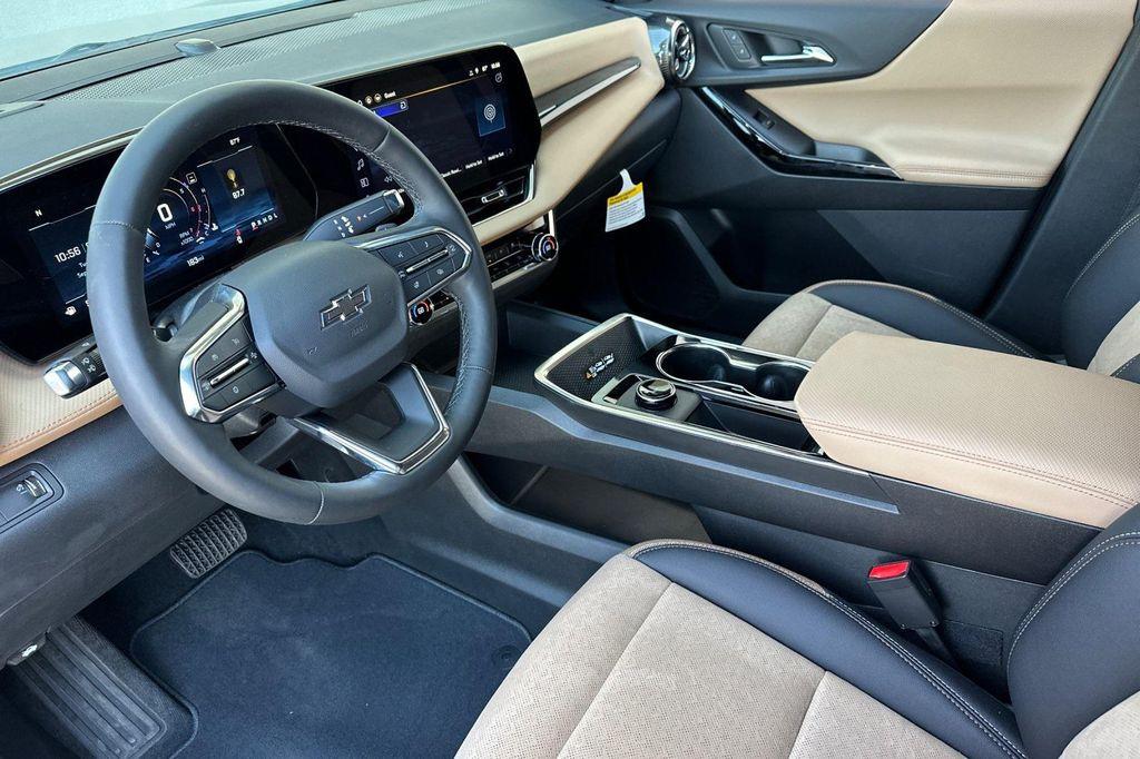 new 2026 Chevrolet Equinox car, priced at $36,780