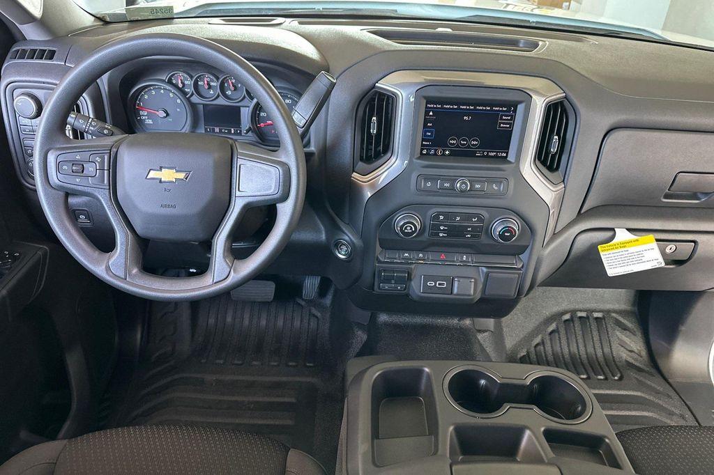 new 2025 Chevrolet Silverado 1500 car, priced at $40,130