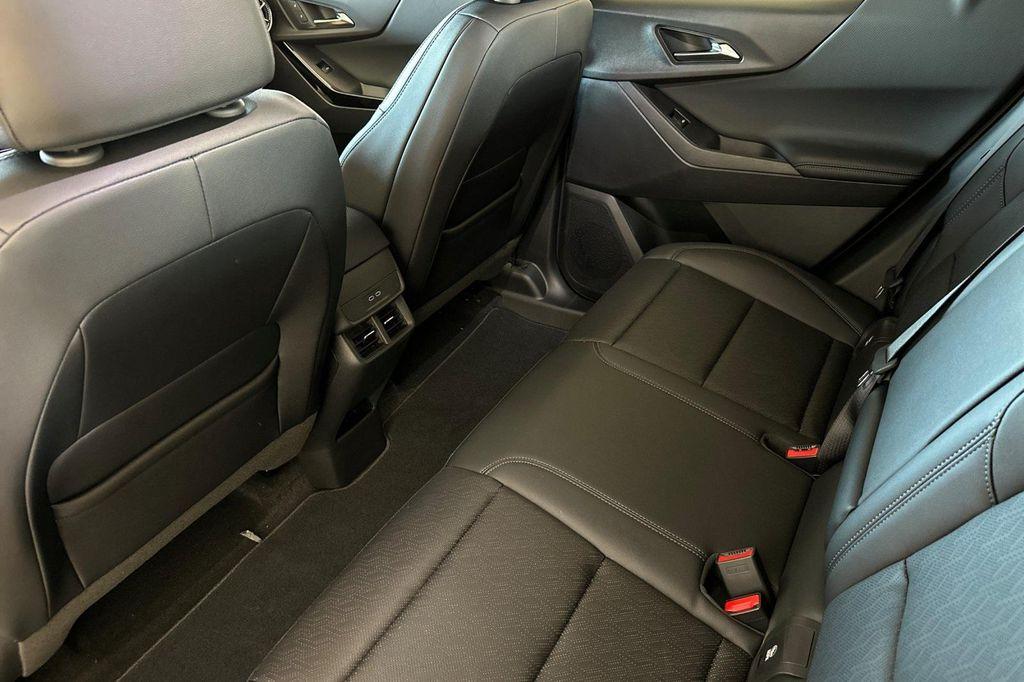 new 2026 Chevrolet Equinox car, priced at $31,040