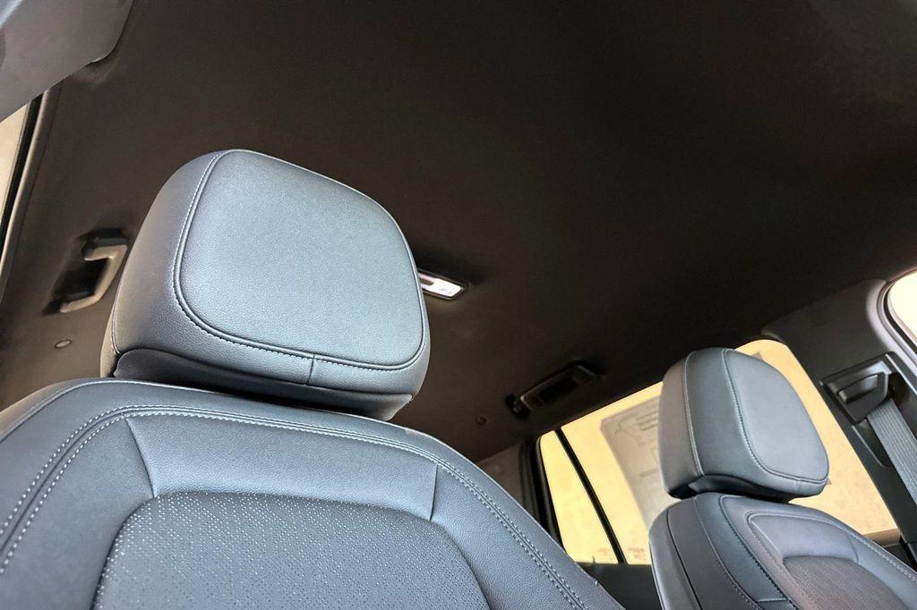 new 2026 Chevrolet Equinox car, priced at $31,040