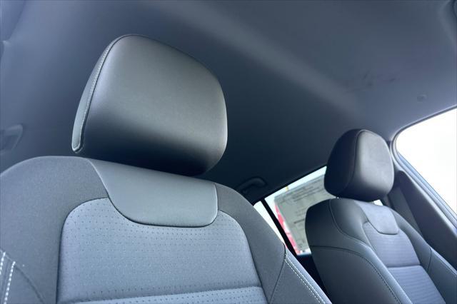 new 2025 Chevrolet Trax car, priced at $24,235