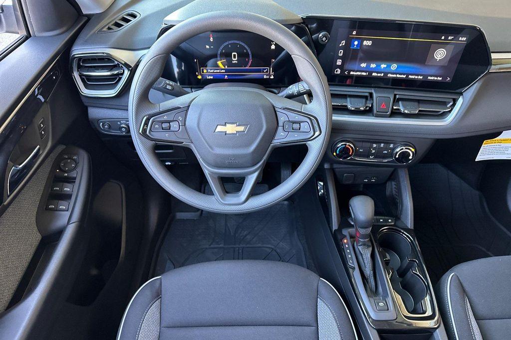 new 2026 Chevrolet TrailBlazer car, priced at $25,740