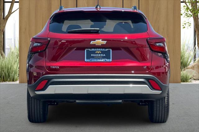 new 2025 Chevrolet Trax car, priced at $24,335